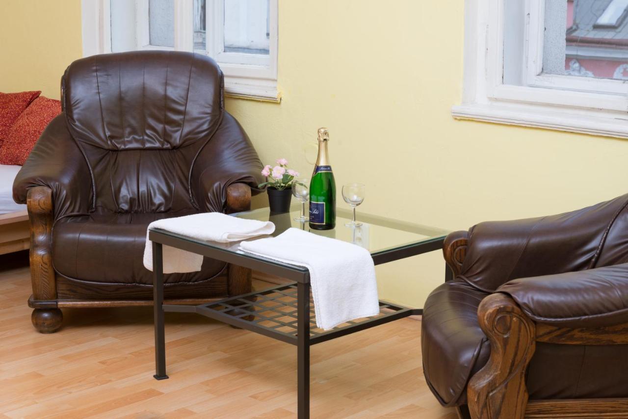 Hotel Praha Club Bed & Breakfast Екстер'єр фото